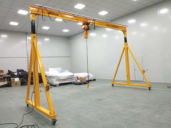 成華牌可移動高度可調節(jié)式電動龍門吊架